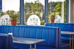 Kelly-Cafe_57G9285-small