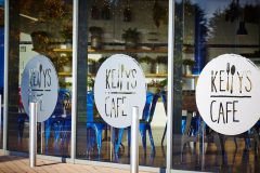 Kelly-Cafe_57G9289-small