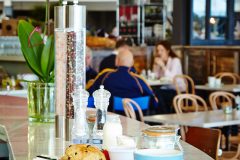 Kelly-Cafe_57G9502-small